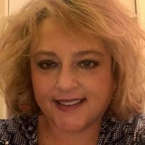 Meet your Posher, Leanne